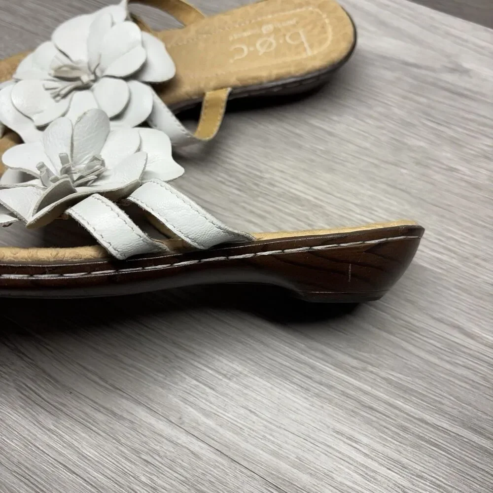 Born Sandals Size 6 White Flower Open Toe Flat Mai Floral Boho Thong Summer
